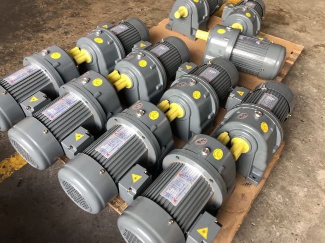 2020 helical geared motor gearbox reducer to thailand market