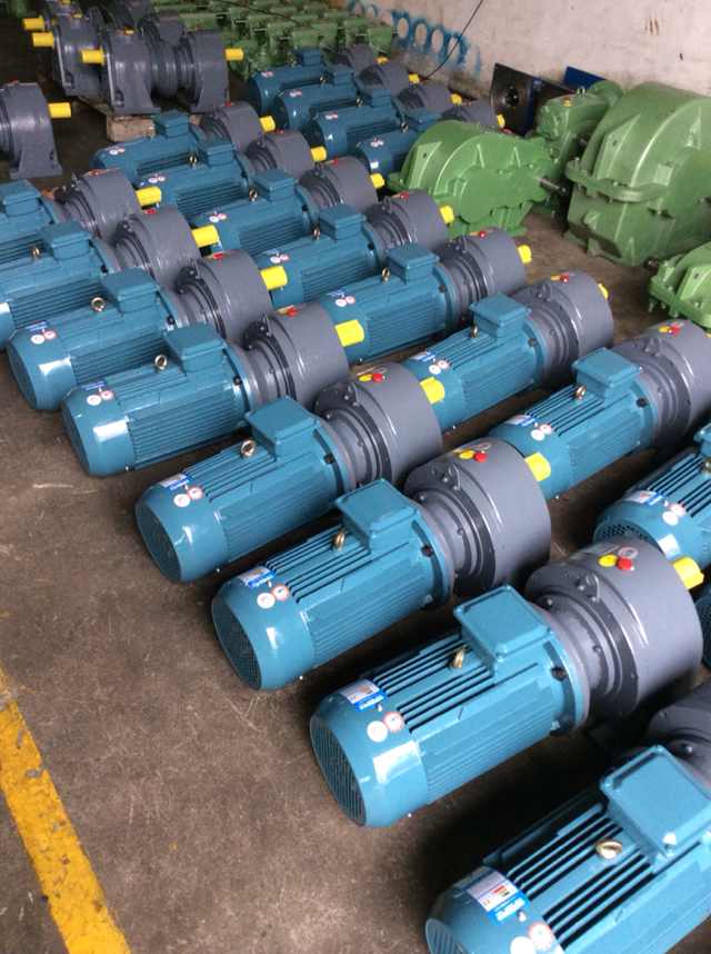 Helical gear reducer high efficiency motor for ceramic production line